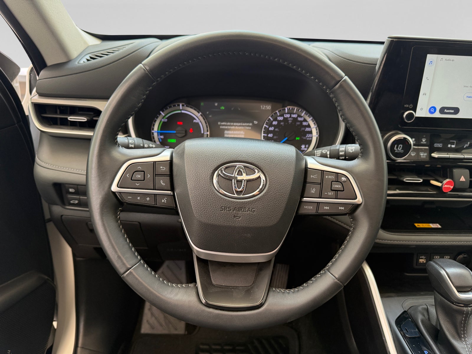 2025 Toyota HIGHLANDER XLE HEV