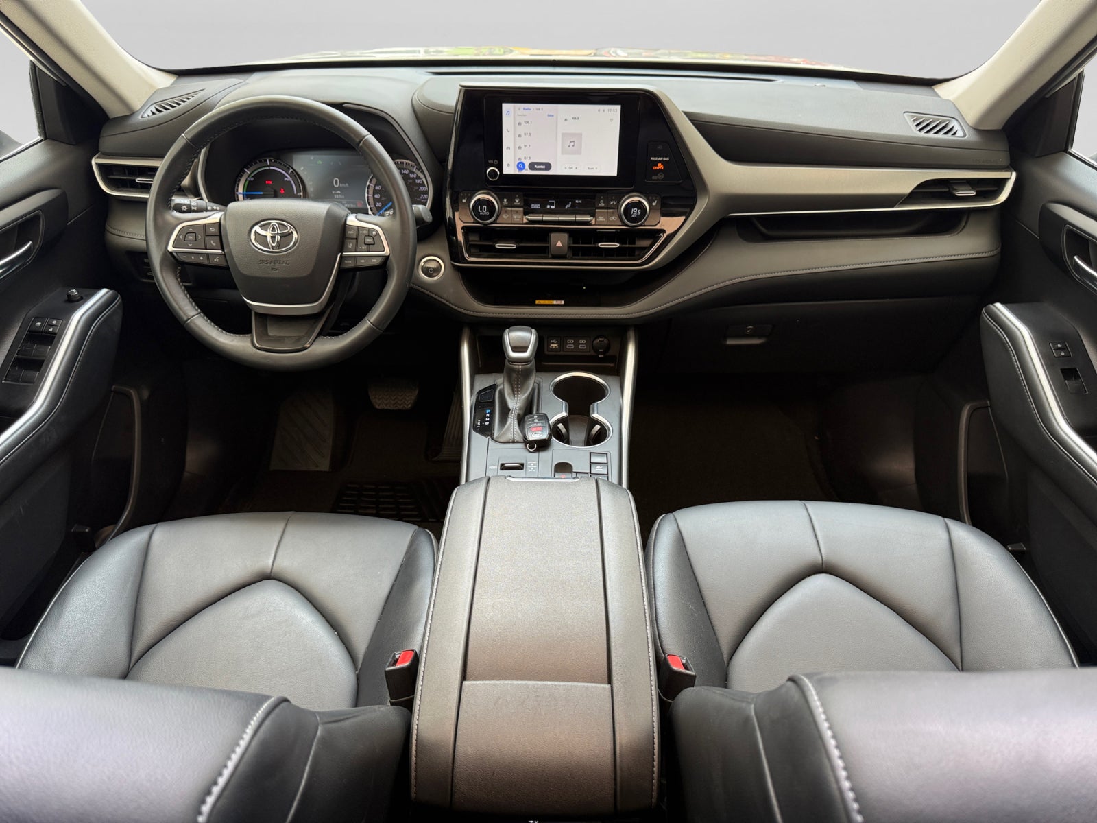 2025 Toyota HIGHLANDER XLE HEV