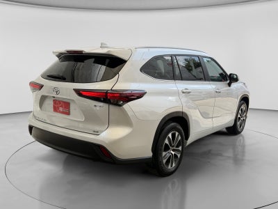 2025 Toyota HIGHLANDER XLE HEV