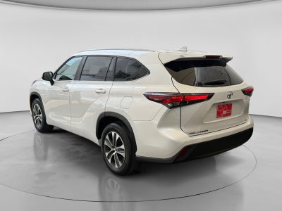 2025 Toyota HIGHLANDER XLE HEV
