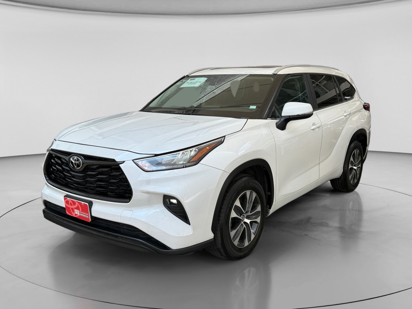 2025 Toyota HIGHLANDER XLE HEV