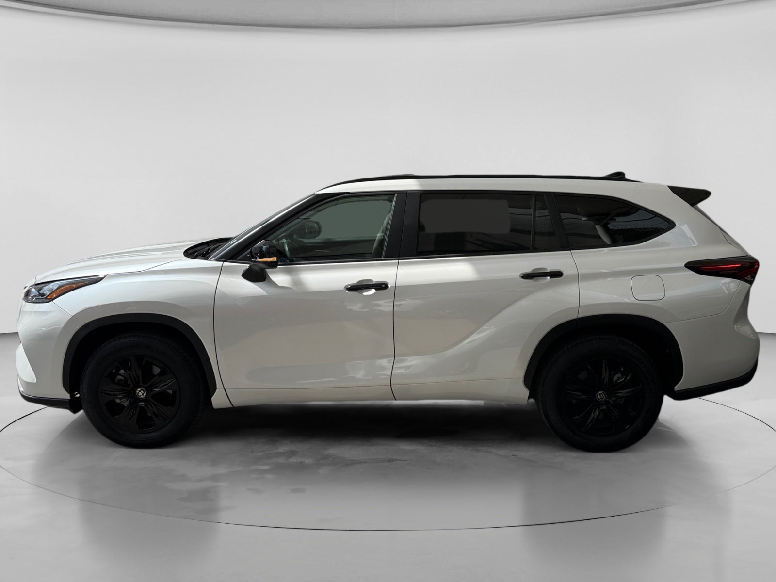 2024 Toyota HIGHLANDER NIGHTSHADE