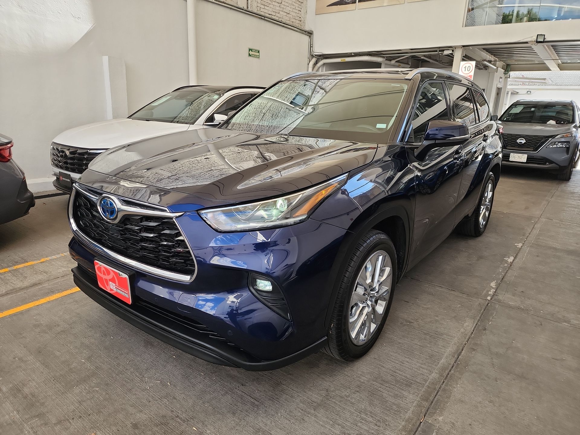 2023 Toyota HIGHLANDER LIMITED