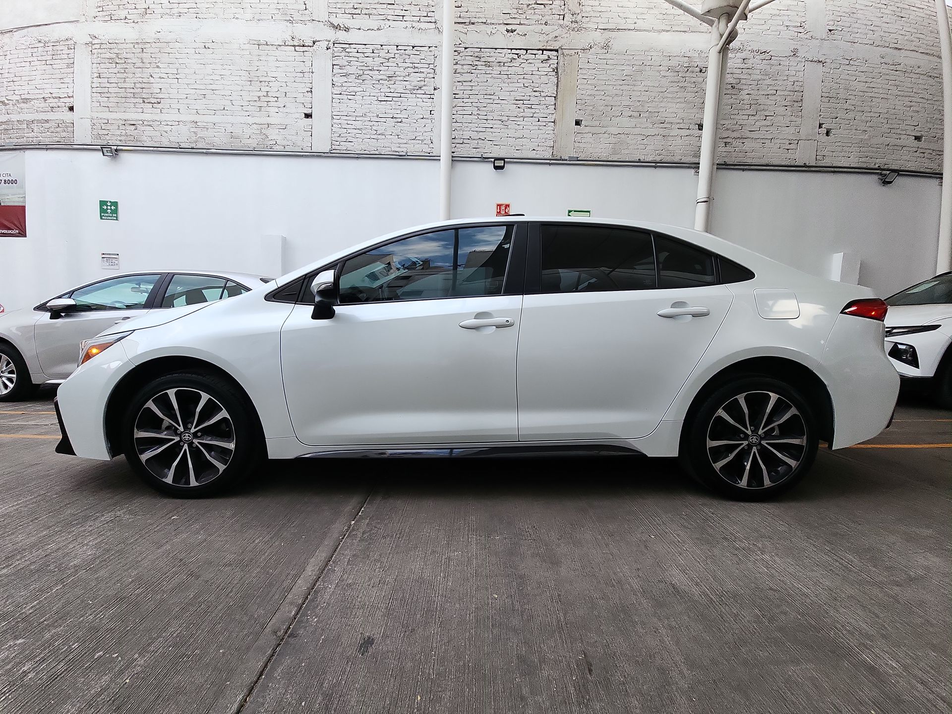 2023 Toyota COROLLA SE CVT