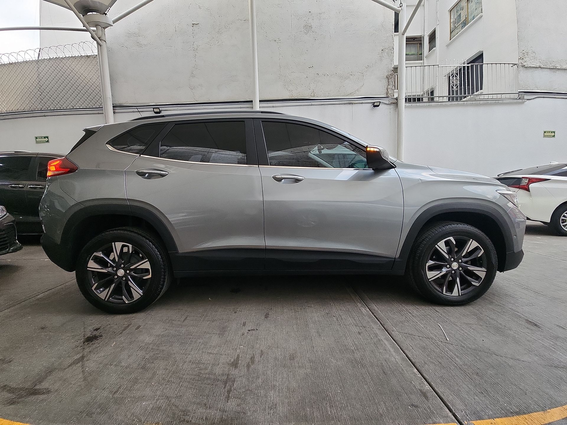 2024 Chevrolet TRACKER PREMIER K