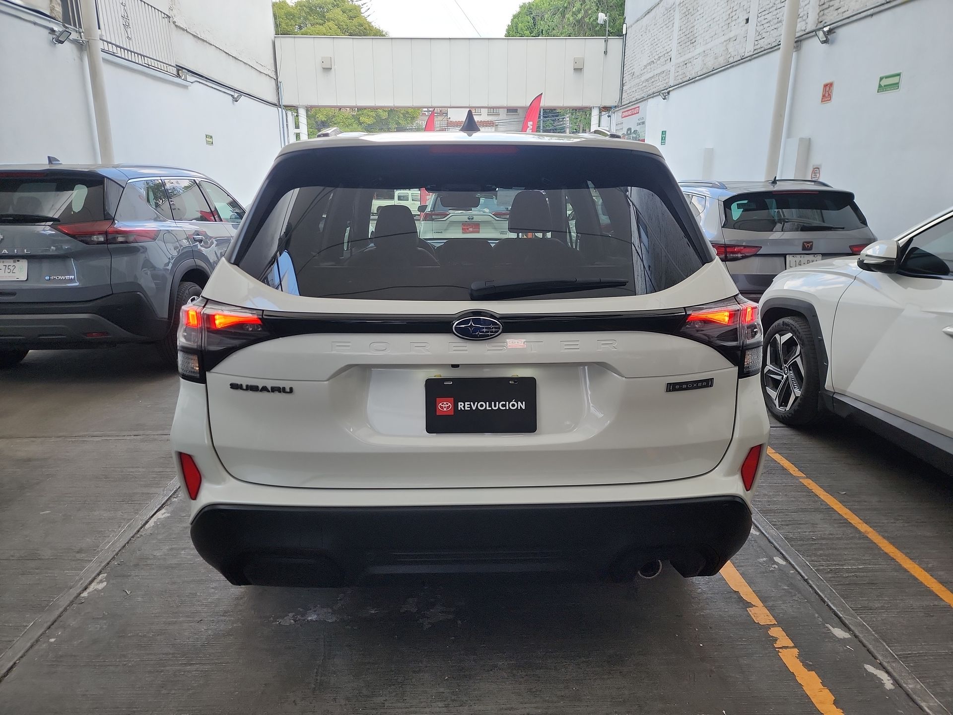 2026 Subaru B9 2.5I E-BOXER HEV CVT