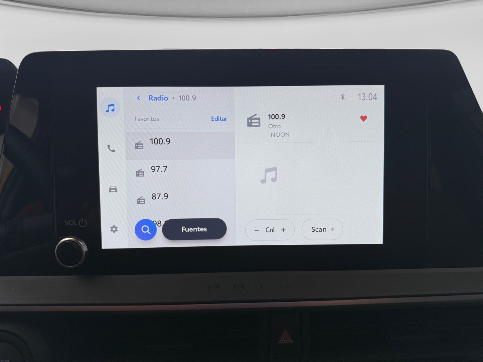 2026 Toyota PRIUS BASE