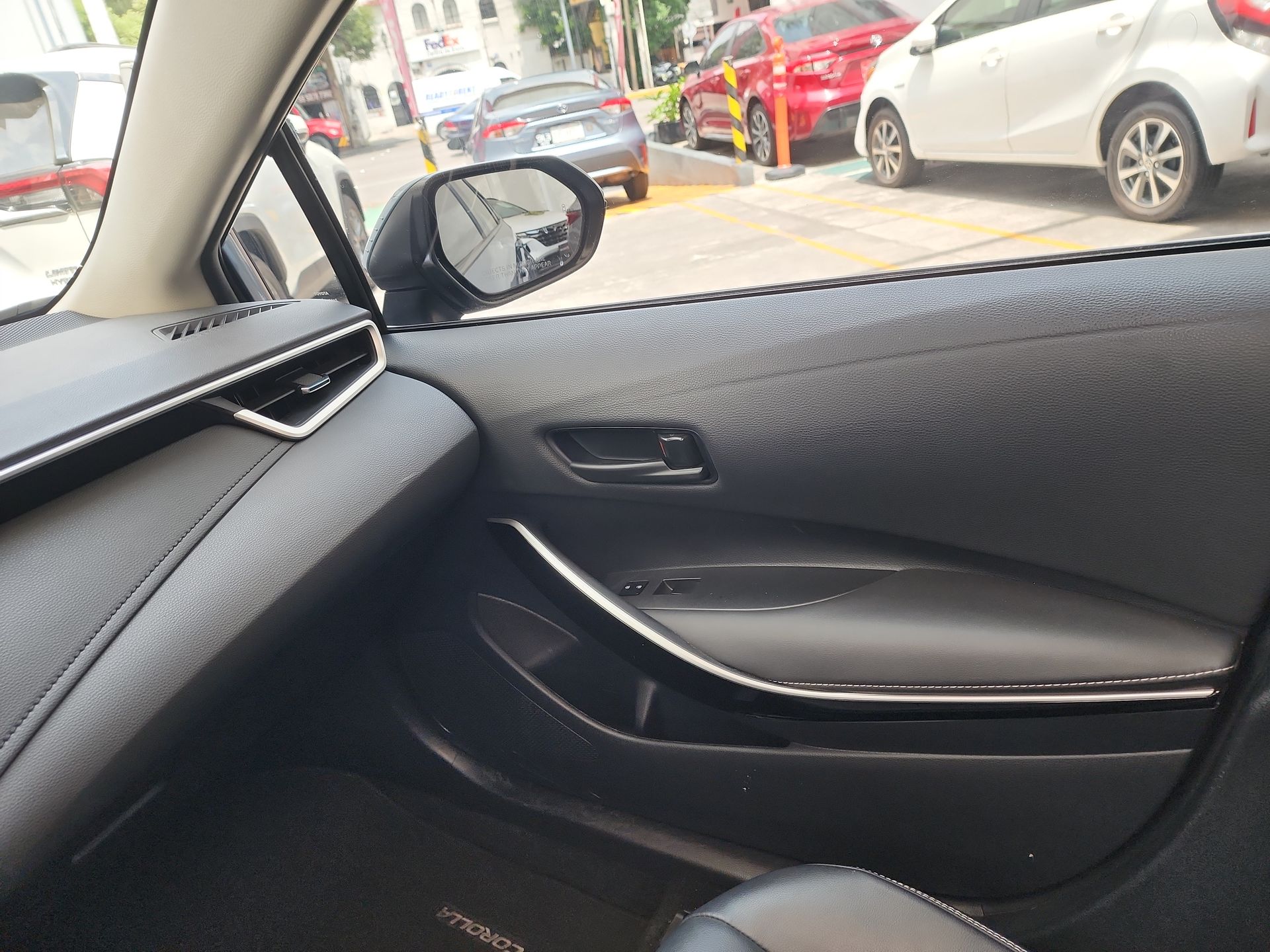 2023 Toyota COROLLA XLE HEV