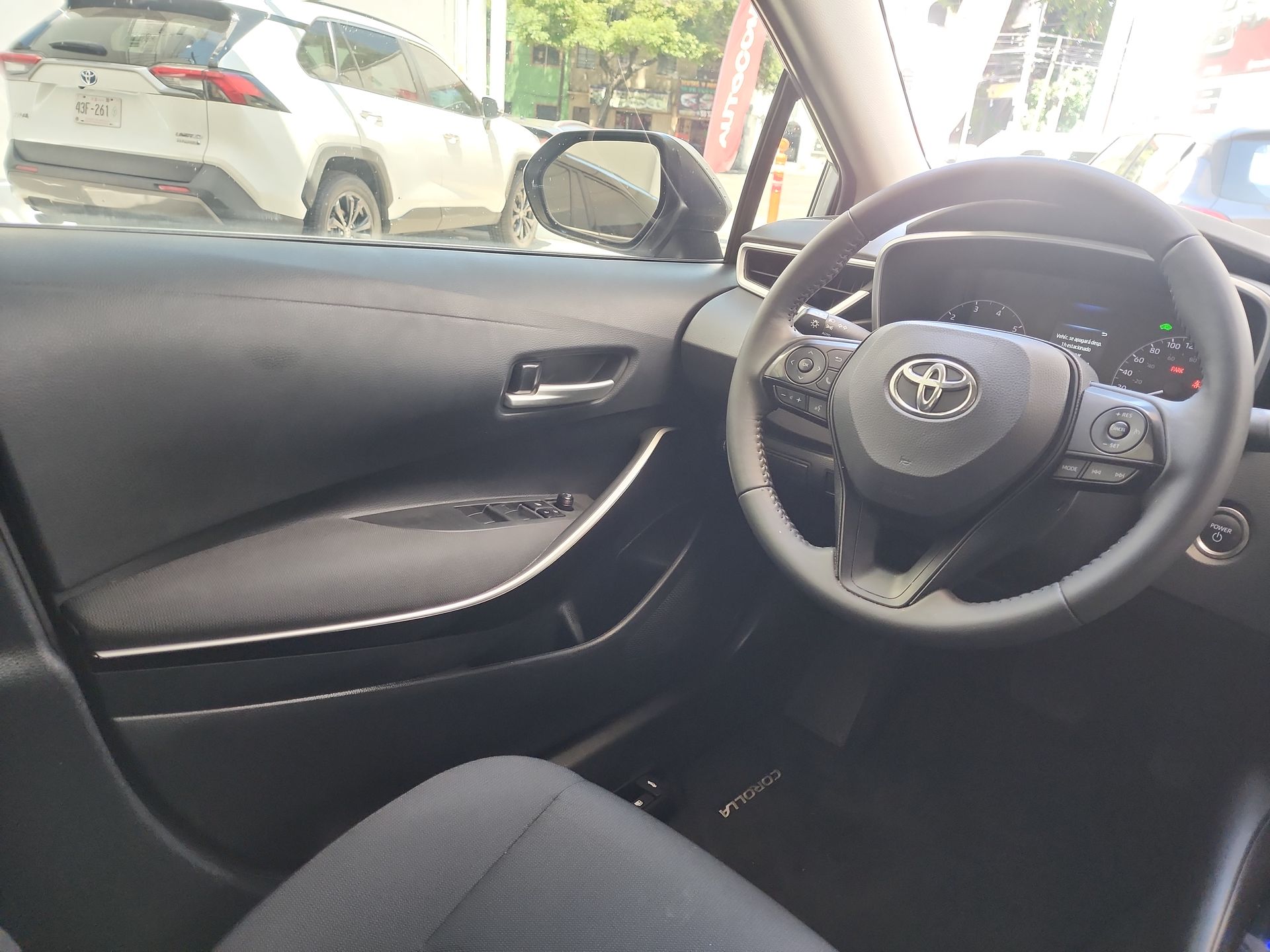 2025 Toyota COROLLA LE HEV