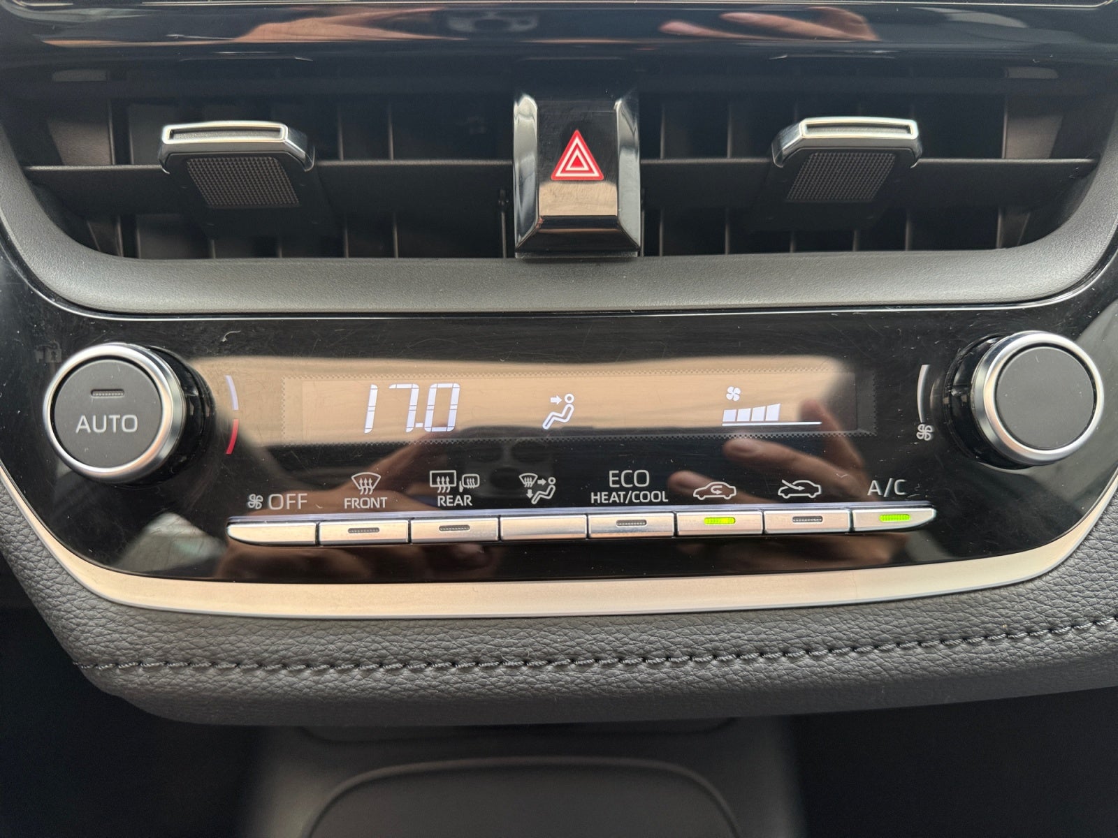 2024 Toyota COROLLA XLE HEV