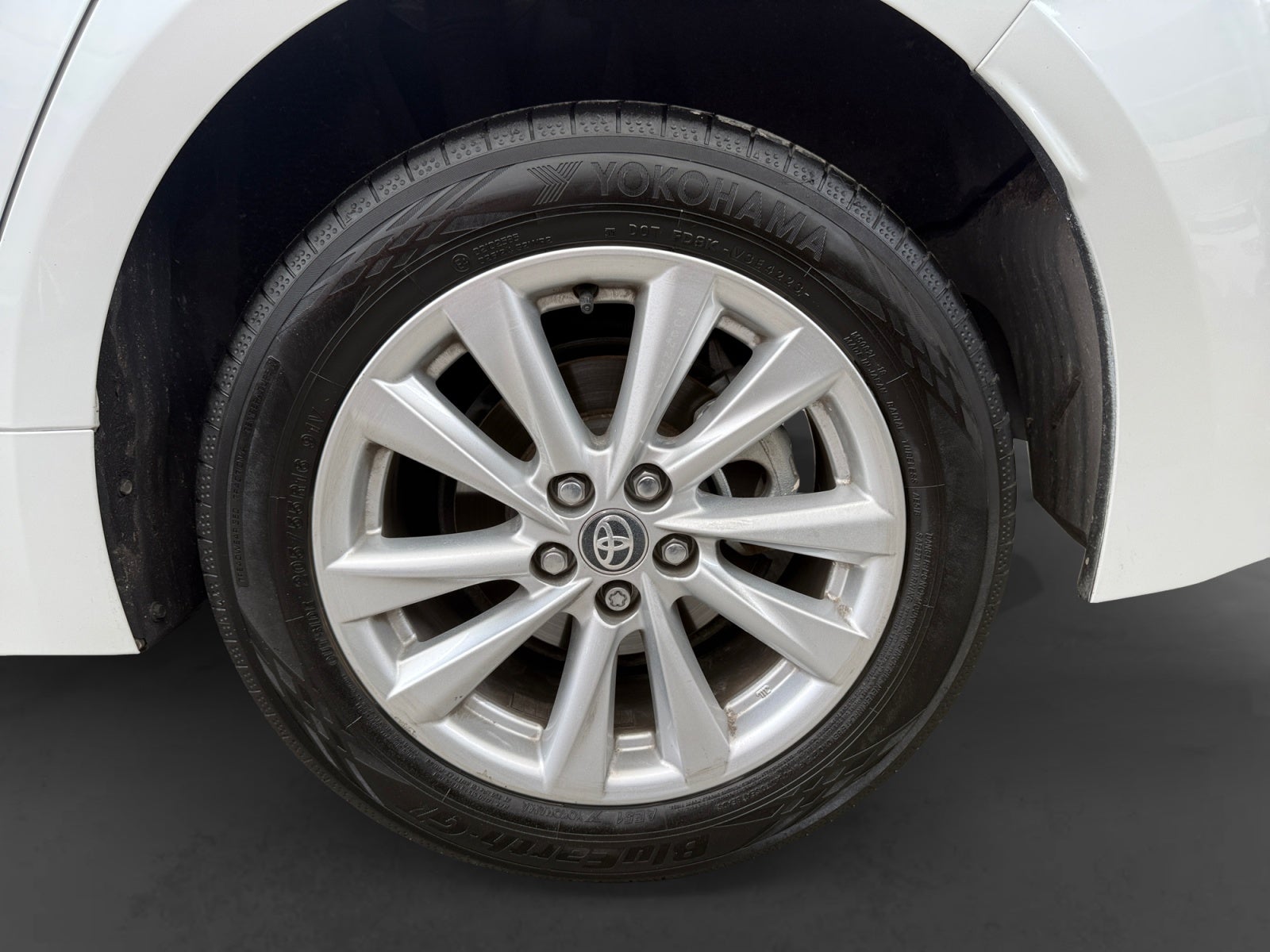 2024 Toyota COROLLA XLE HEV