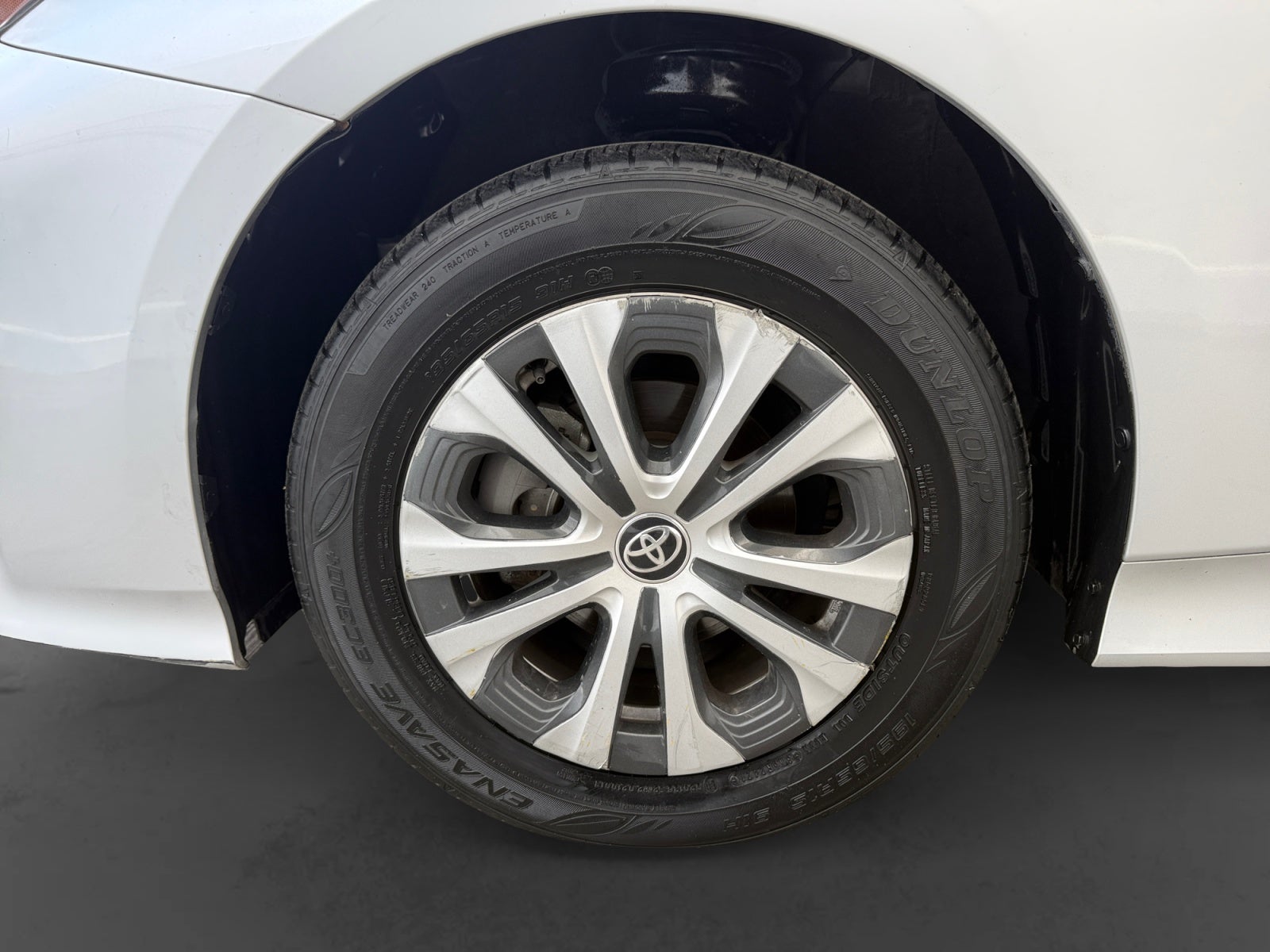 2022 Toyota PRIUS BASE BASE