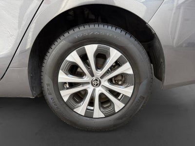 2022 Toyota PRIUS BASE BASE