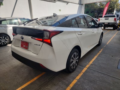 2020 Toyota PRIUS PREMIUM