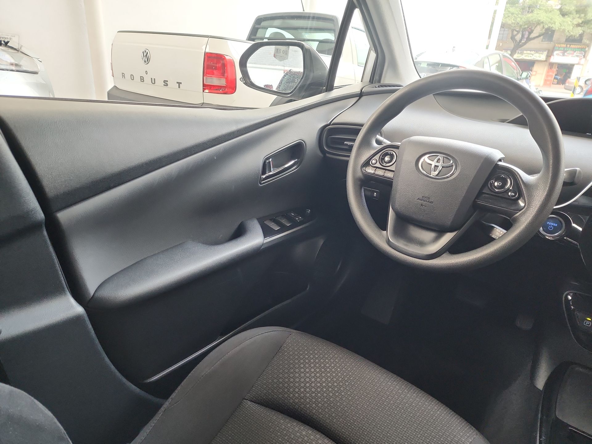 2020 Toyota PRIUS BASE BASE