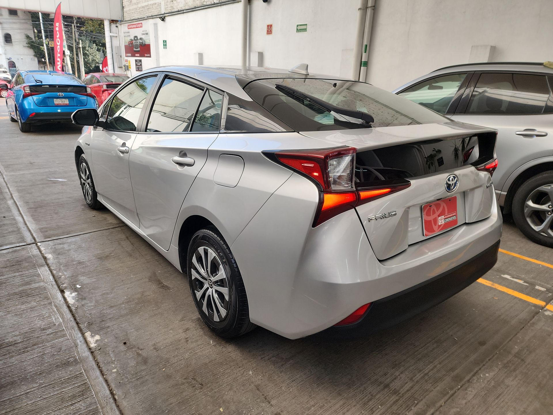 2020 Toyota PRIUS BASE BASE