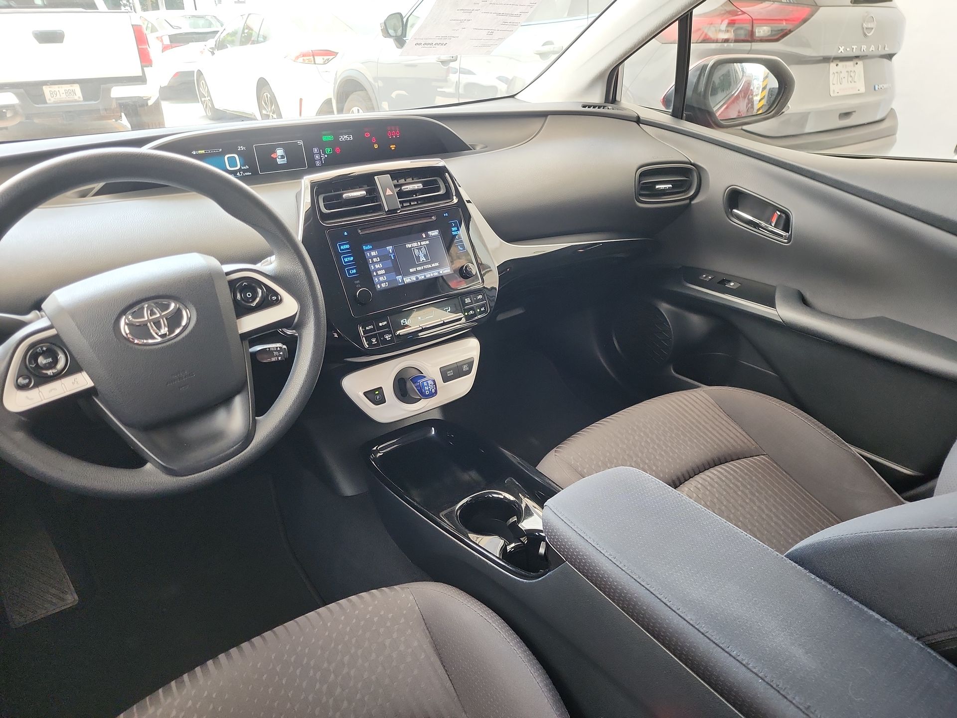 2017 Toyota PRIUS BASE BASE CVT