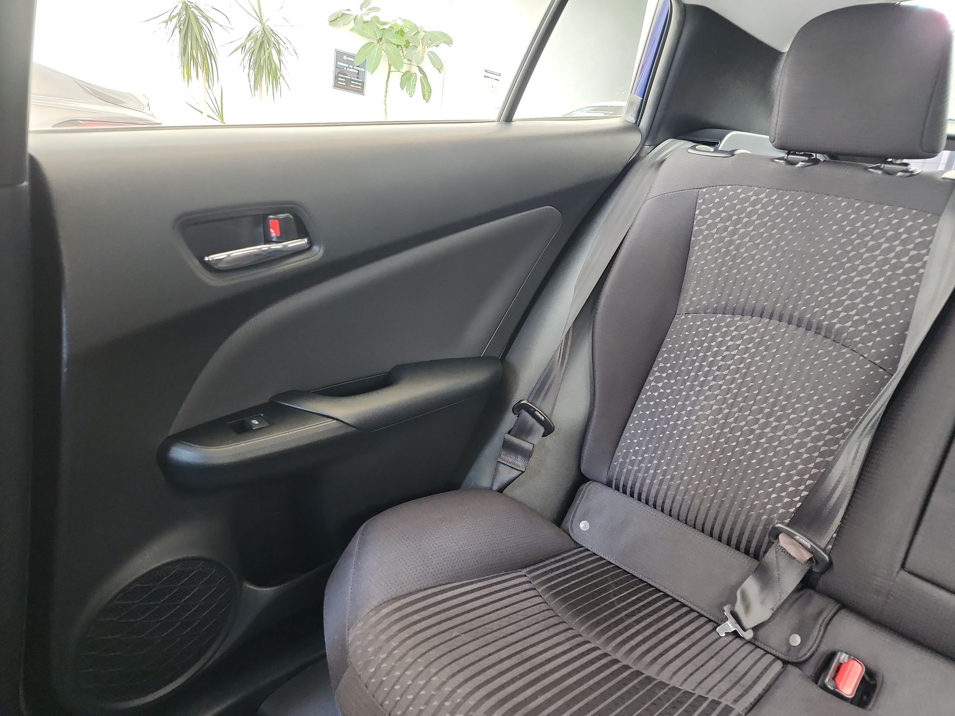 2016 Toyota PRIUS BASE CVT