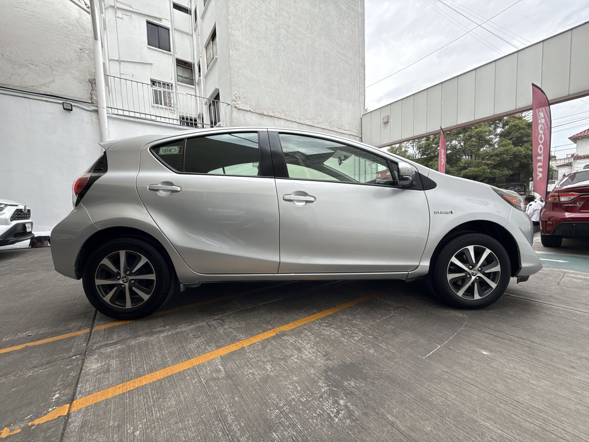 2020 Toyota PRIUS PRIUS C