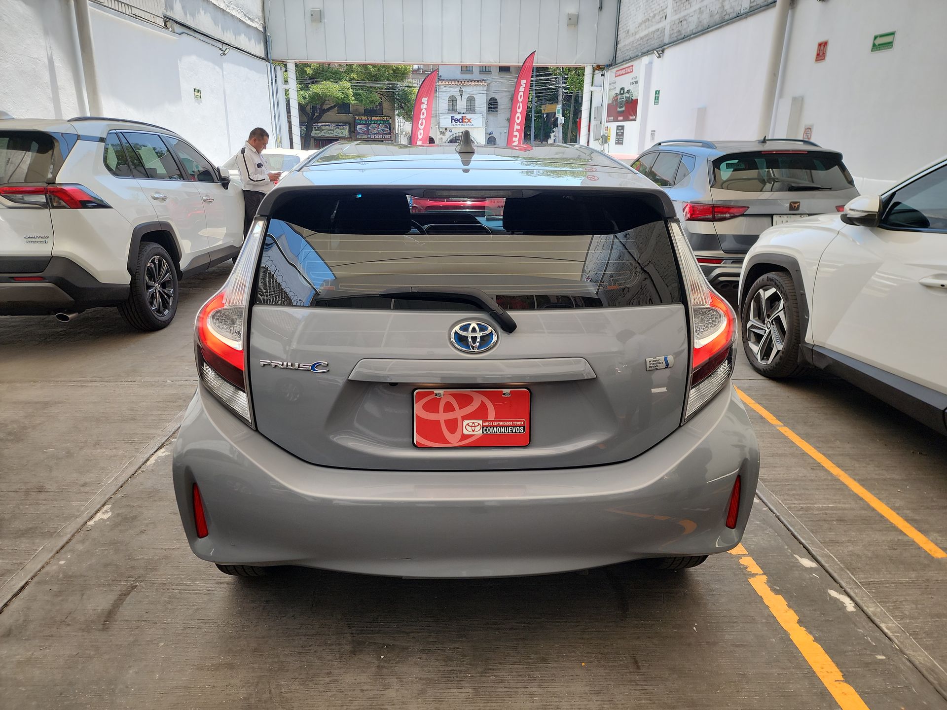 2021 Toyota PRIUS BASE PRIUS C