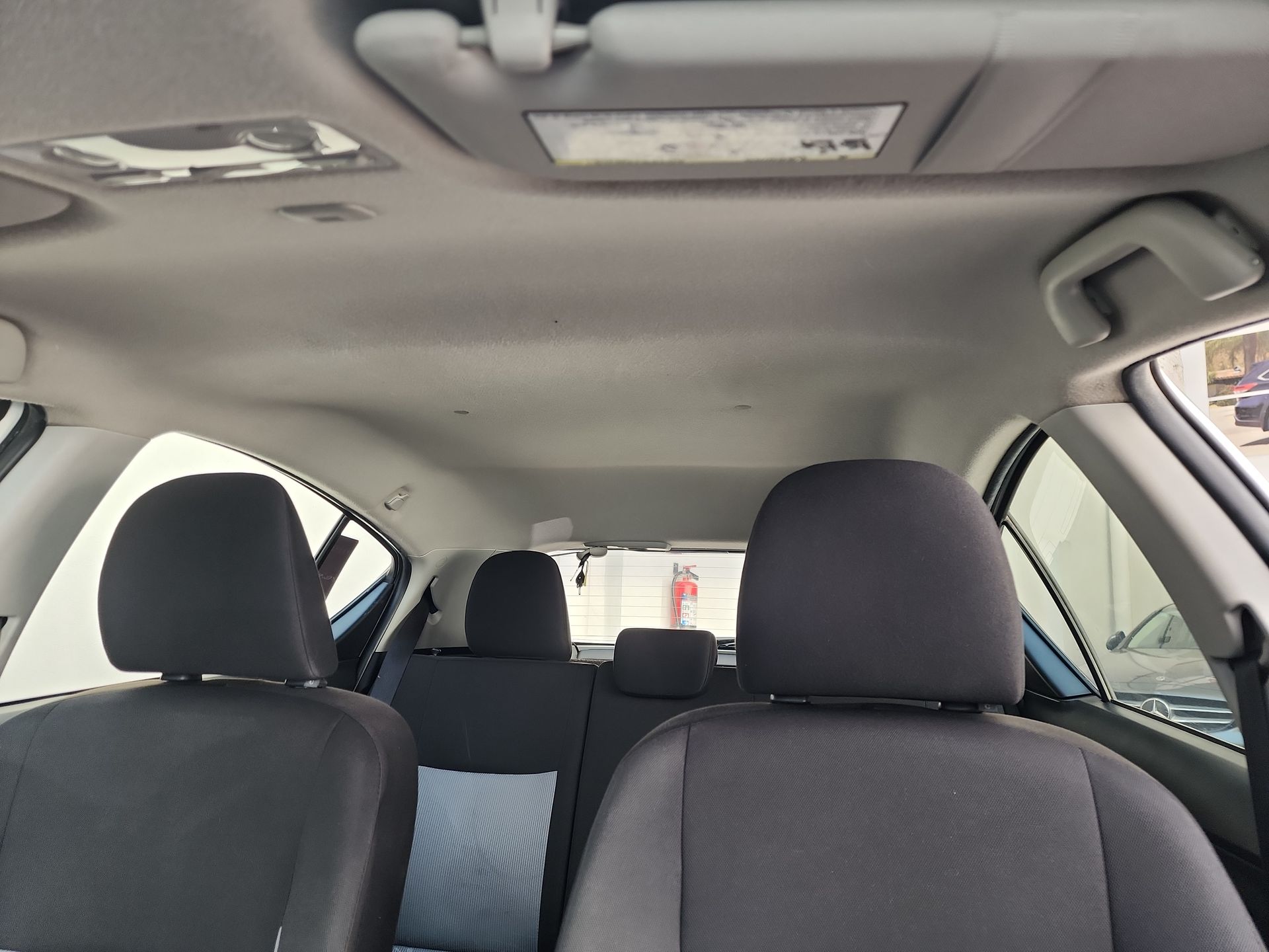 2021 Toyota PRIUS BASE