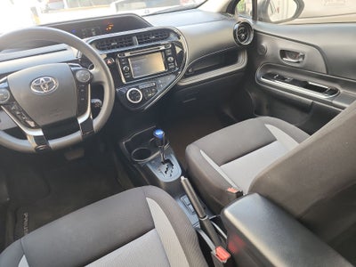 2021 Toyota PRIUS BASE