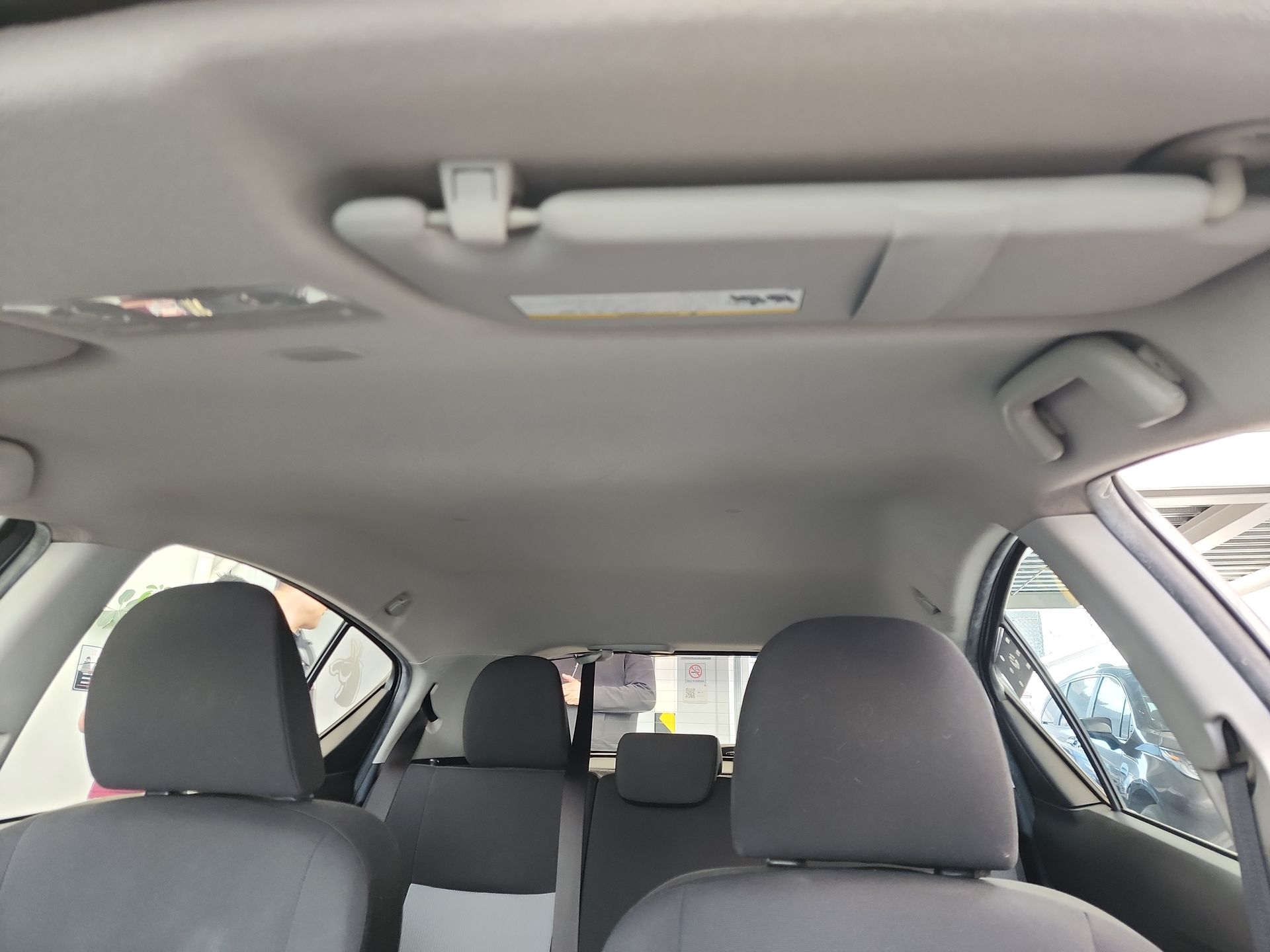 2019 Toyota PRIUS BASE 1.5 HYBRID AUTO