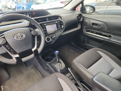 2019 Toyota PRIUS BASE 1.5 HYBRID AUTO