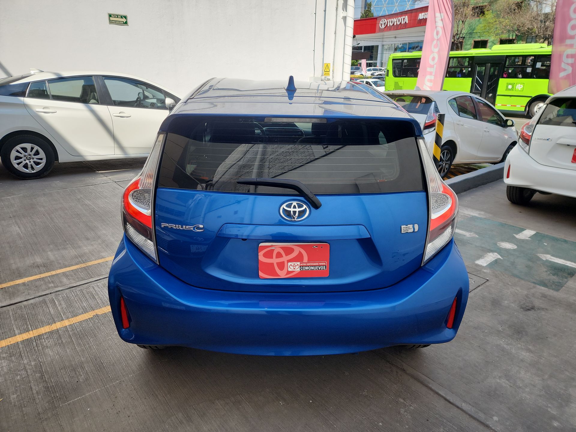 2020 Toyota PRIUS PRIUS C