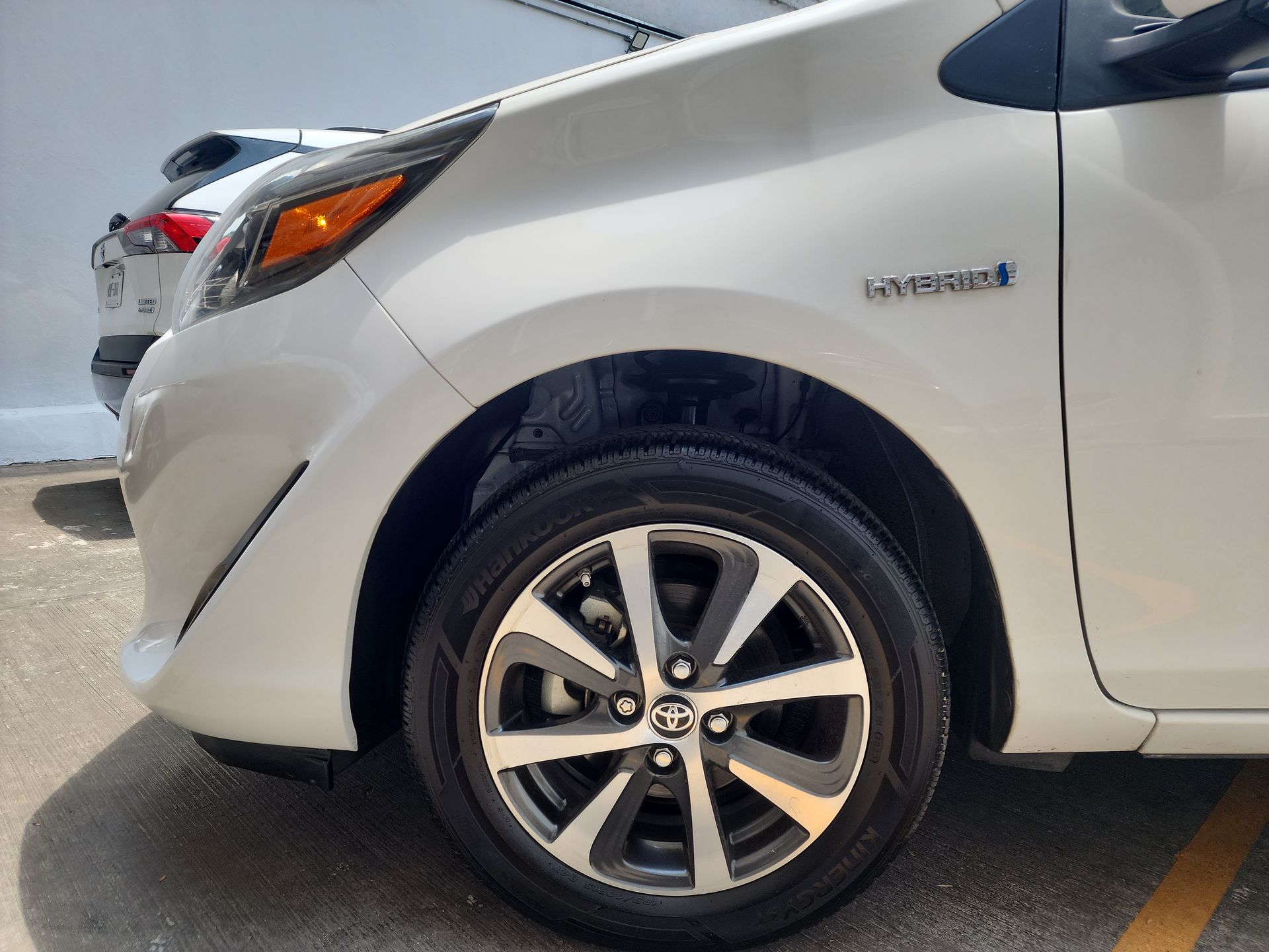 2021 Toyota PRIUS PRIUS C