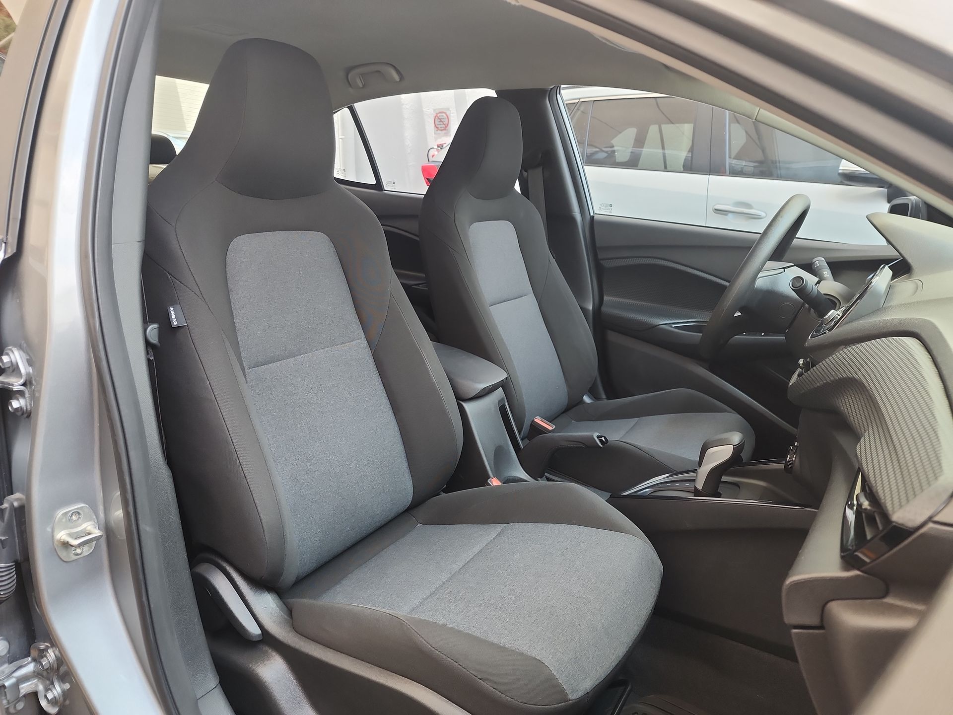 2023 Chevrolet ONIX LS B