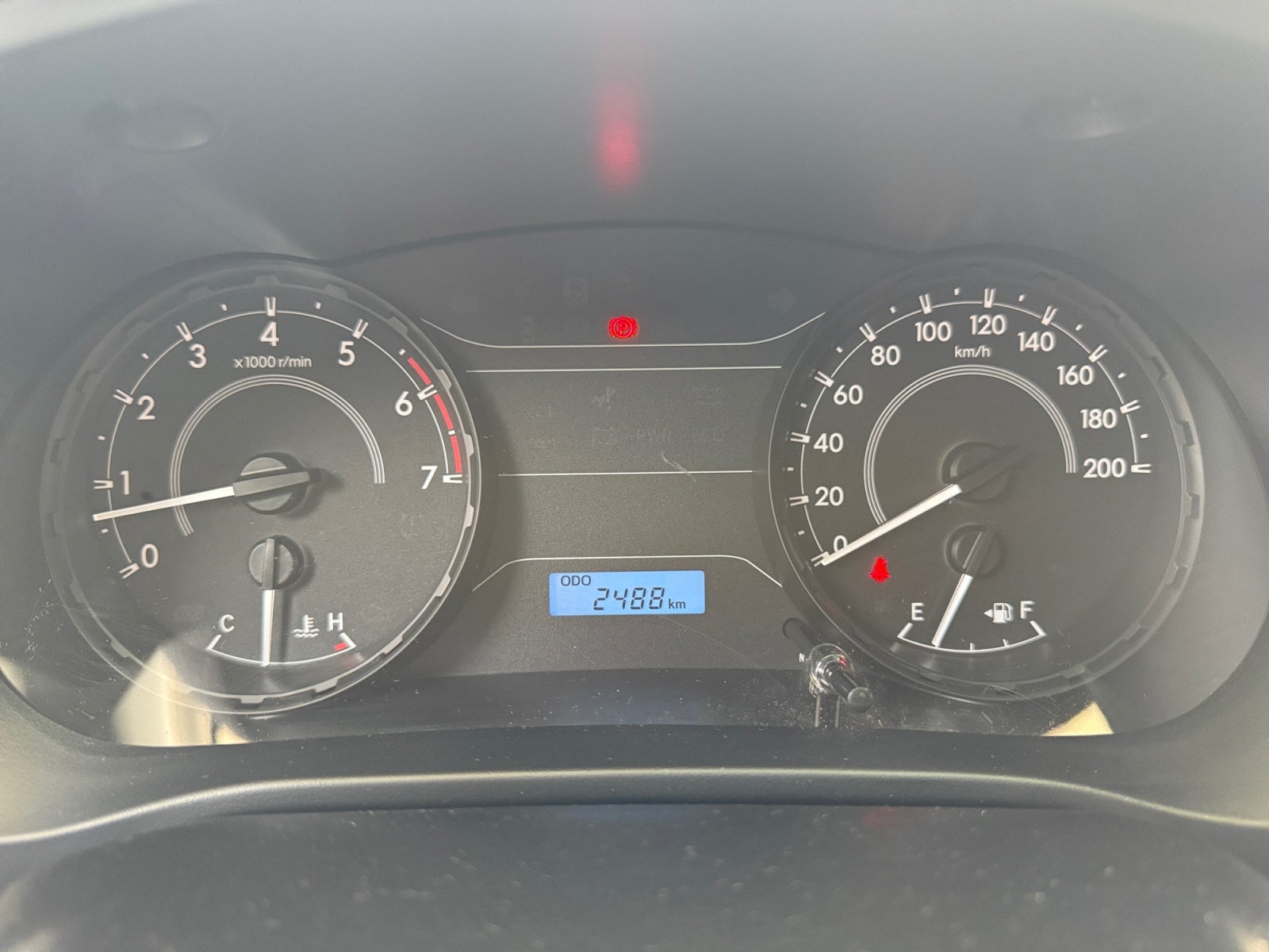 2026 Toyota HILUX D-CAB BASE