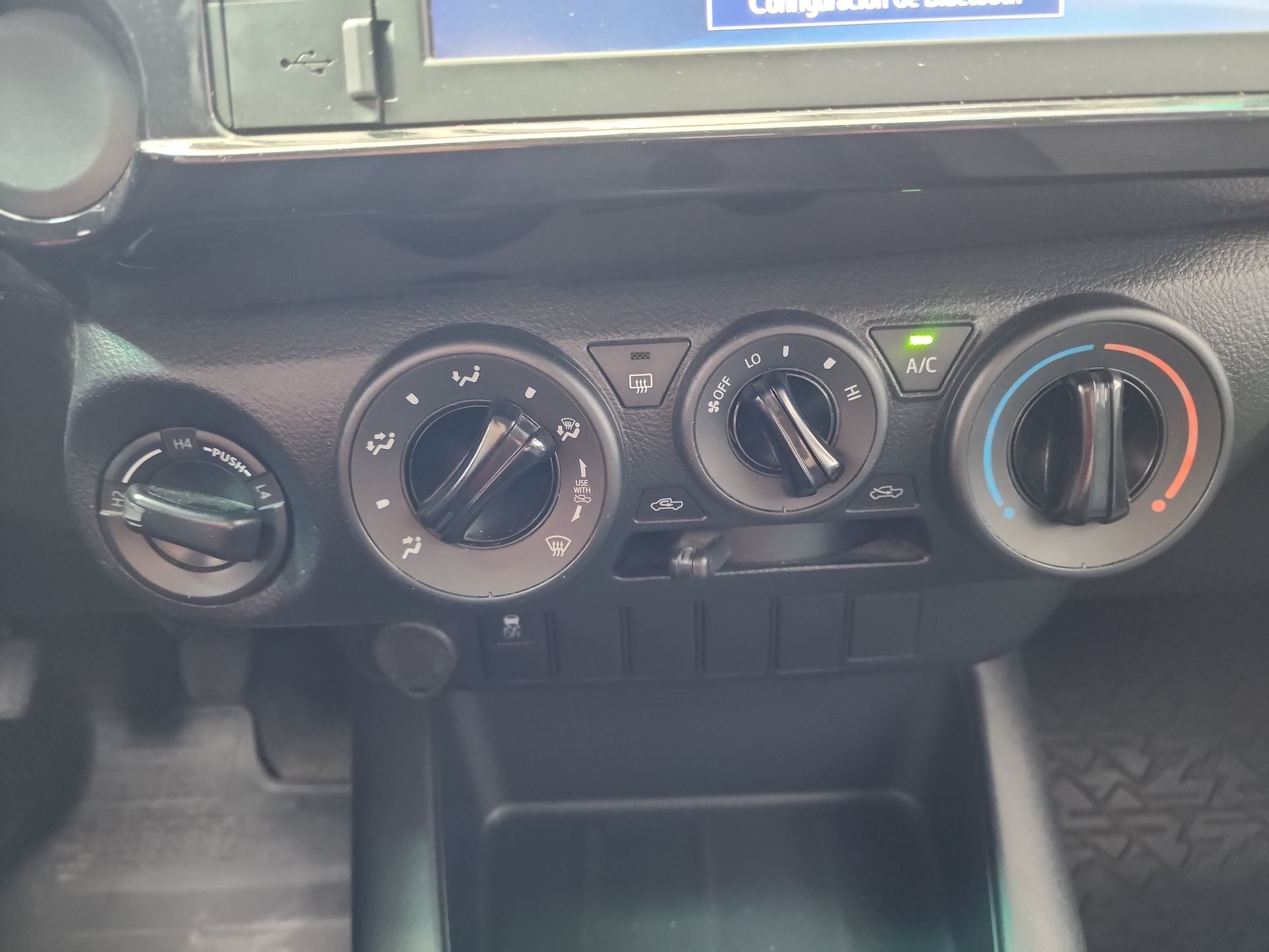 2024 Toyota HILUX D-CAB DSL ADV MHEV