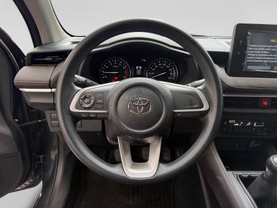 2024 Toyota YARIS S MT