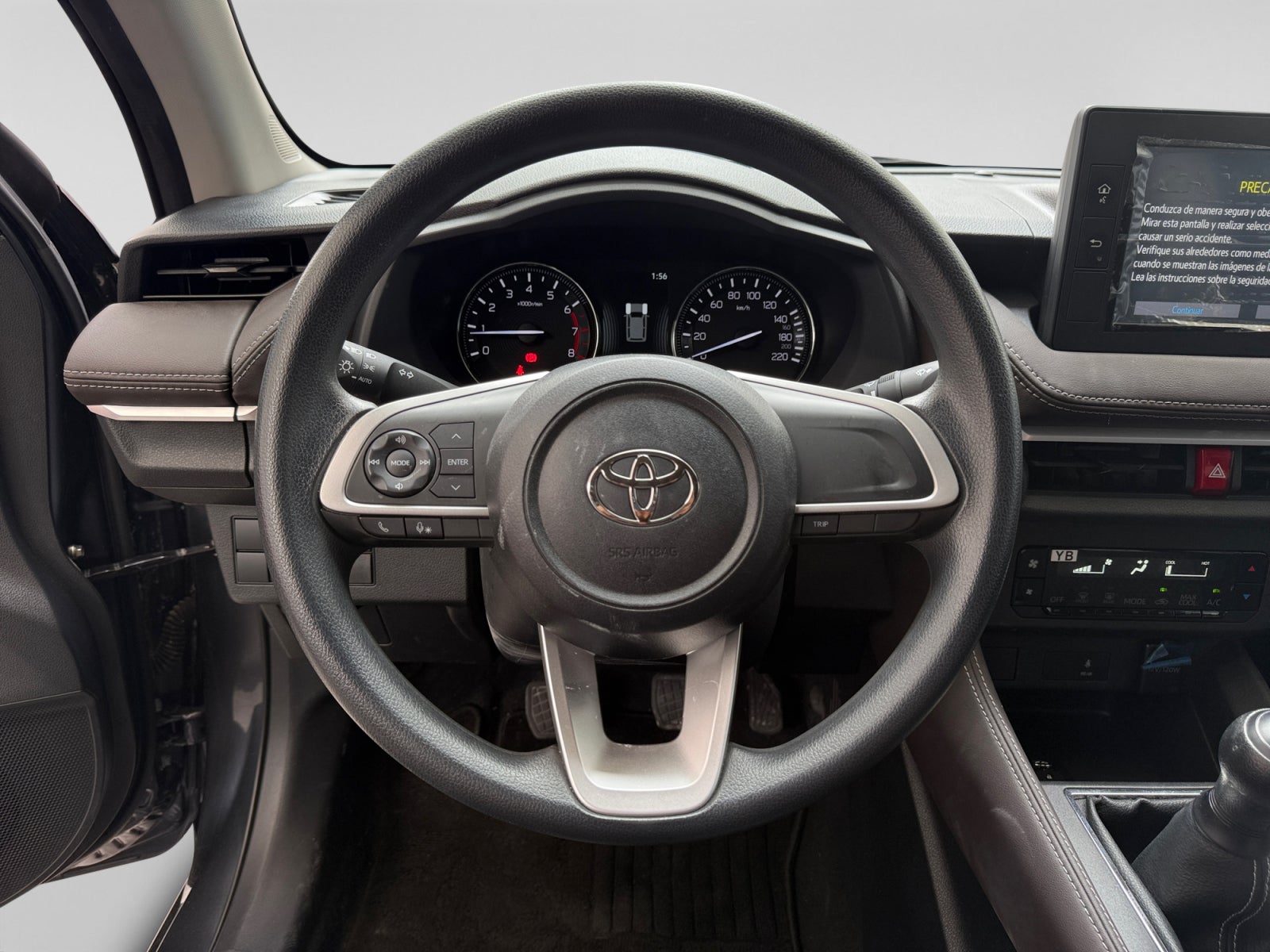 2024 Toyota YARIS S MT