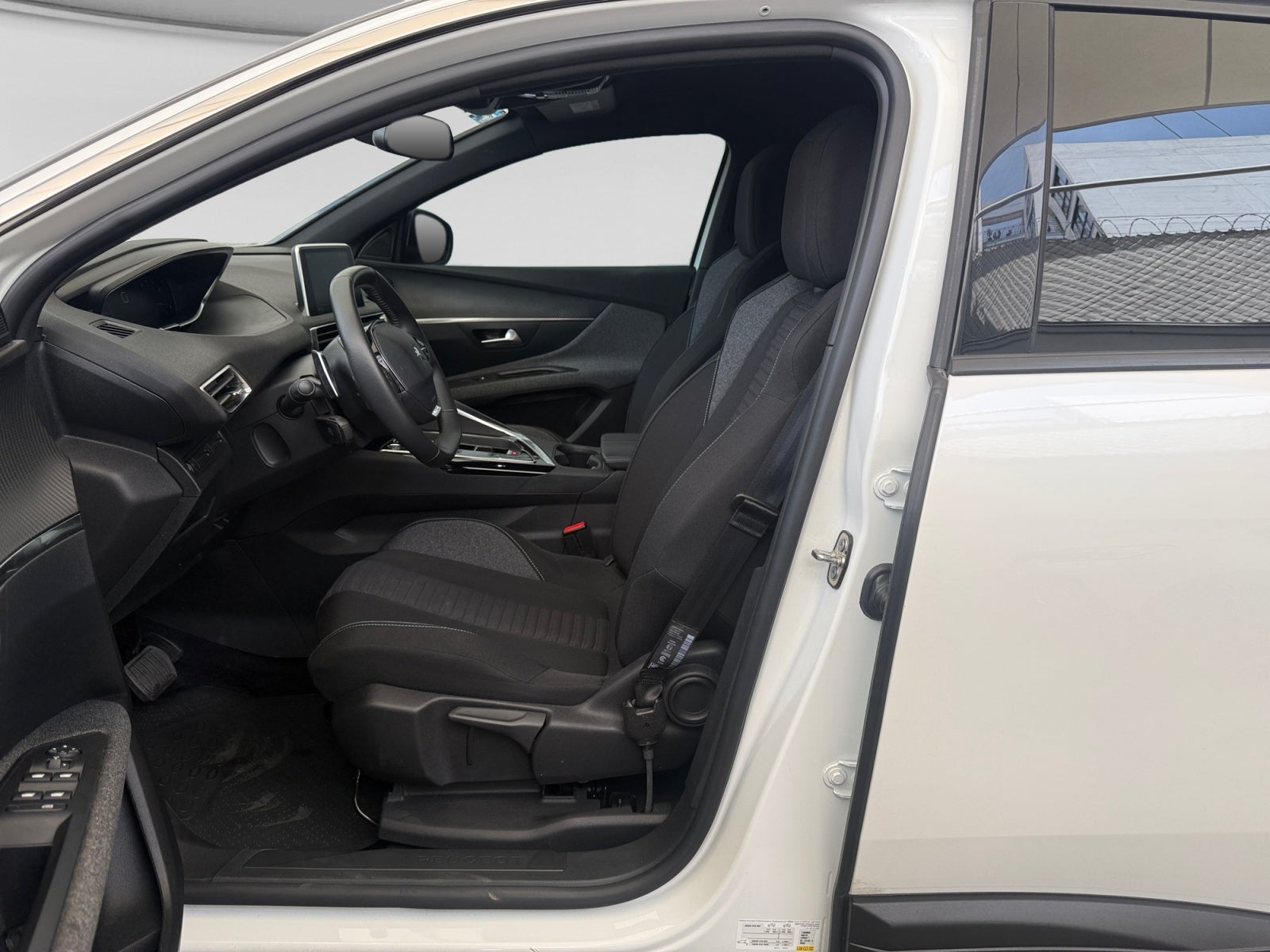 2024 PEUGEOT 3008 ACTIVE 5P 1.6THP 165HP AUT 6VEL FL
