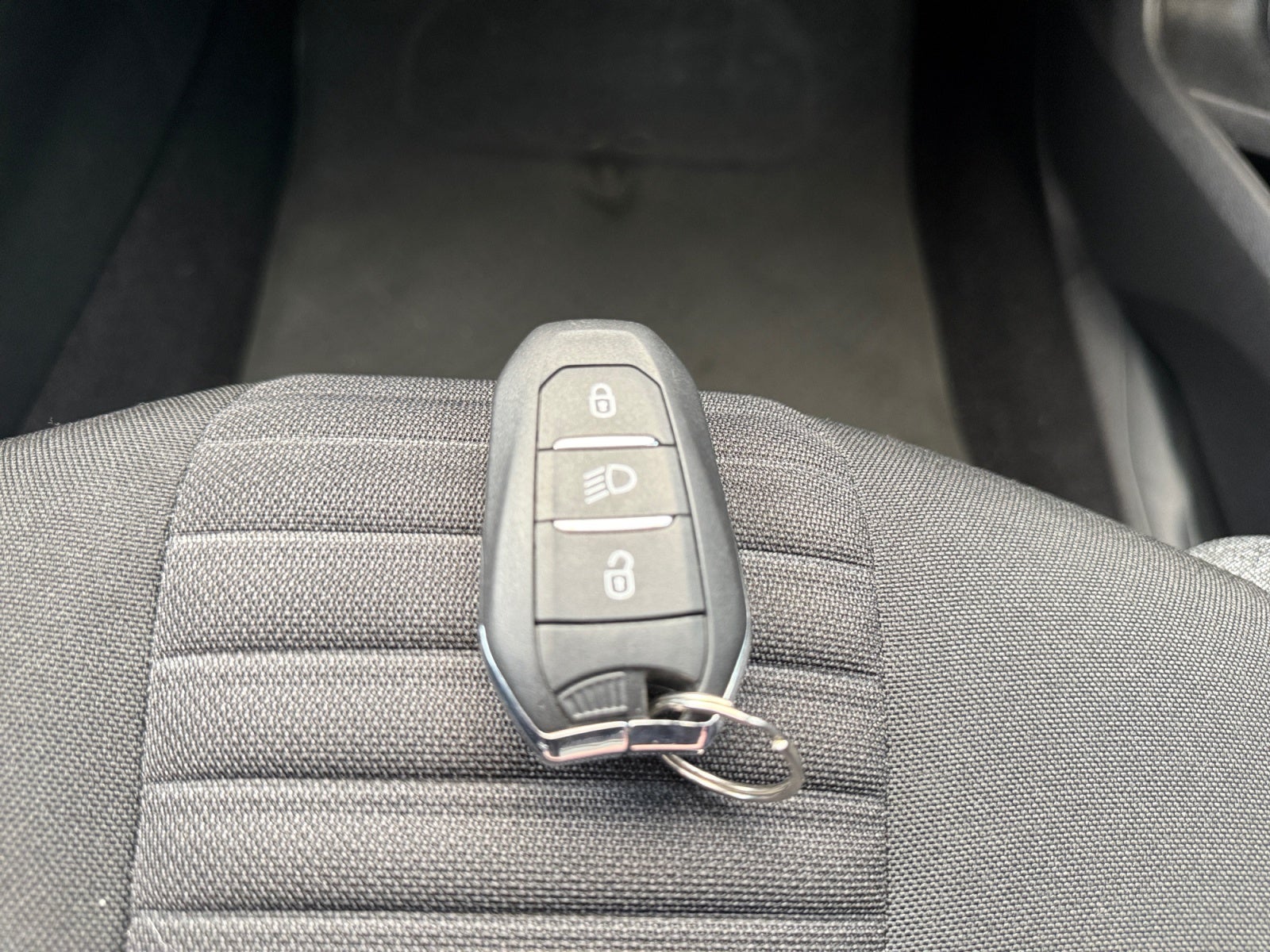 2024 PEUGEOT 3008 ACTIVE 5P 1.6THP 165HP AUT 6VEL FL