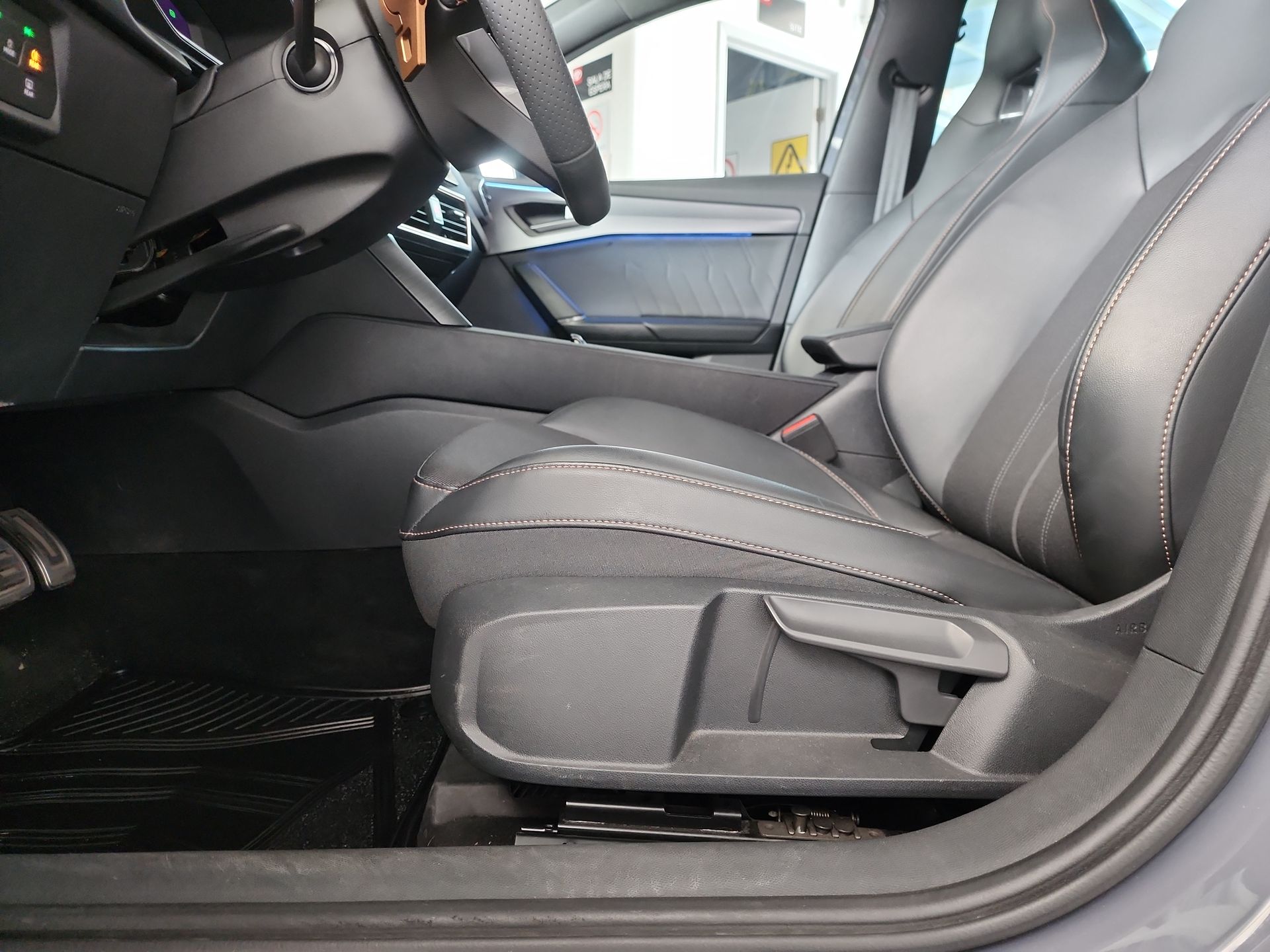 2024 CUPRA LEON LEÓN 190HP DSG