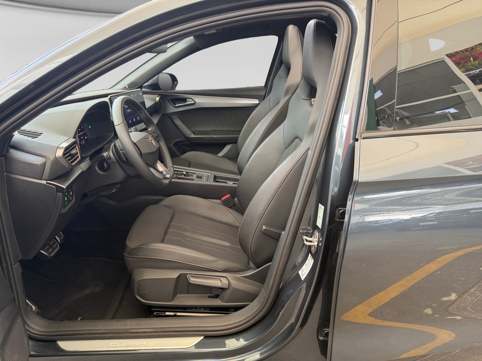 2024 CUPRA LEON LEÓN 300HP DSG