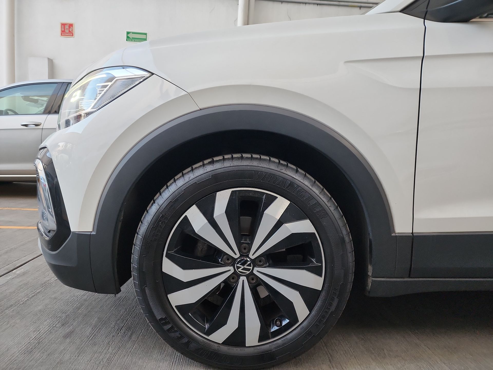 2023 Volkswagen TAIGUN TSI HIGHLINE