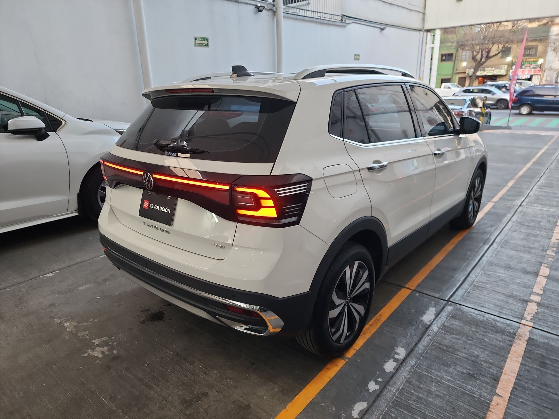 2023 Volkswagen TAIGUN TSI HIGHLINE