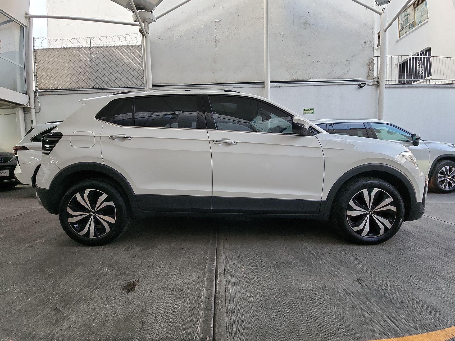 2023 Volkswagen TAIGUN TSI HIGHLINE