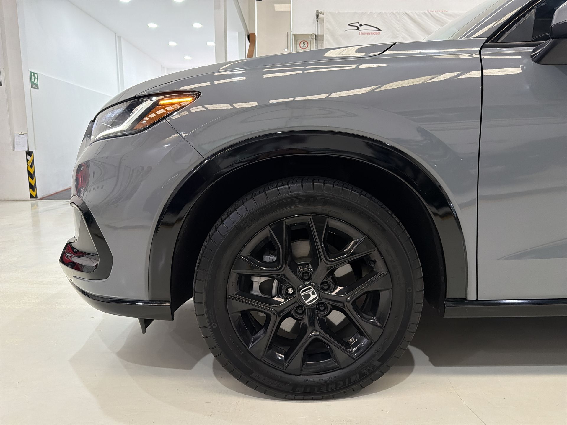 2023 Honda HR-V TOURING