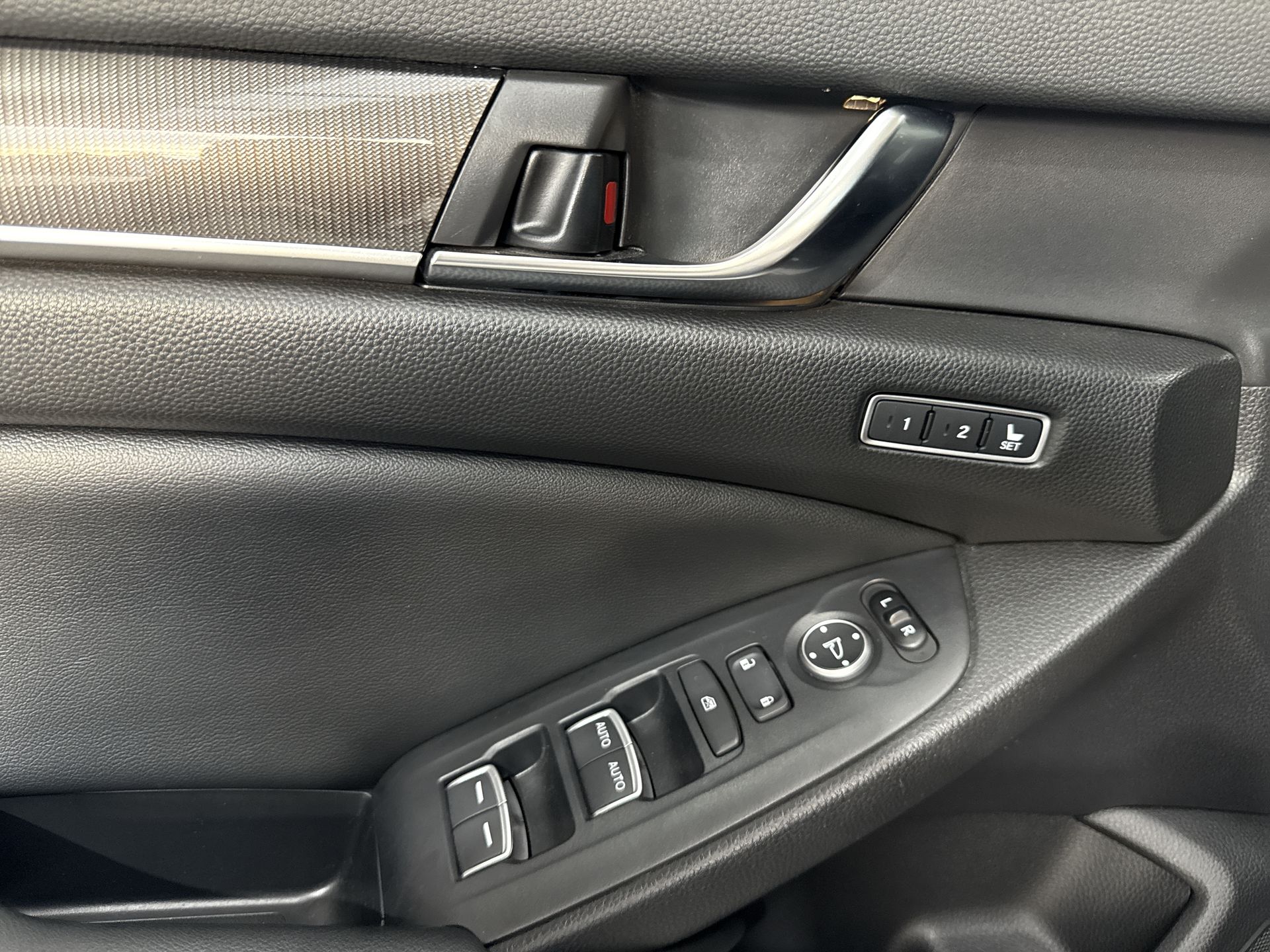 2022 Honda ACCORD TOURING