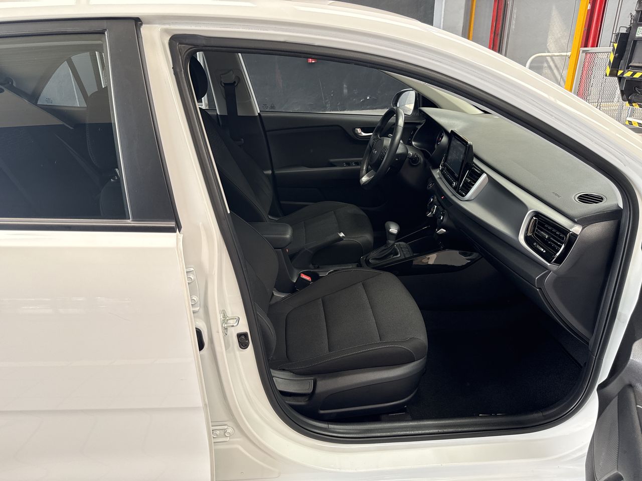 2022 Kia RIO EX TA