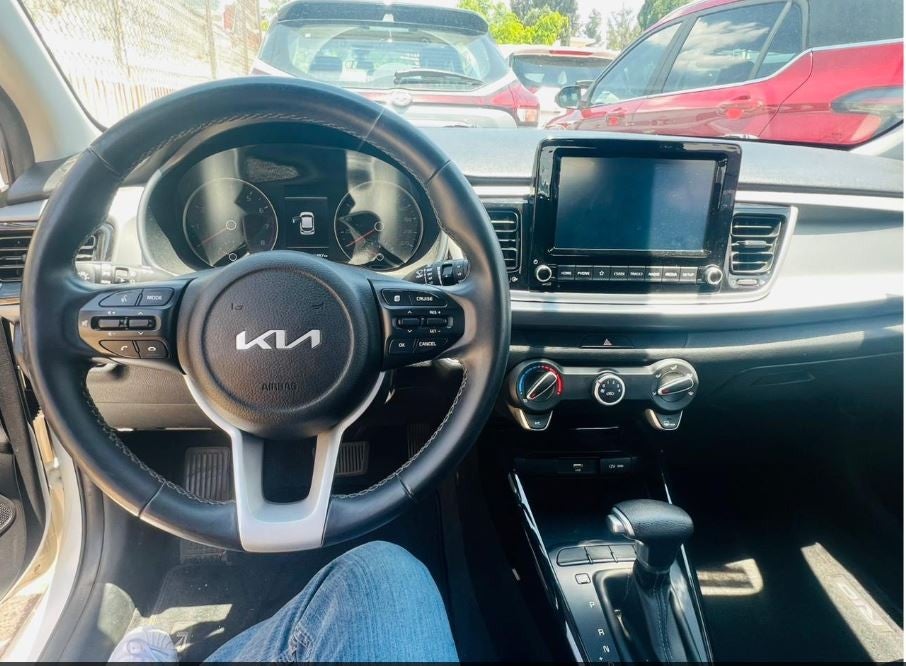 2022 Kia RIO EX TA