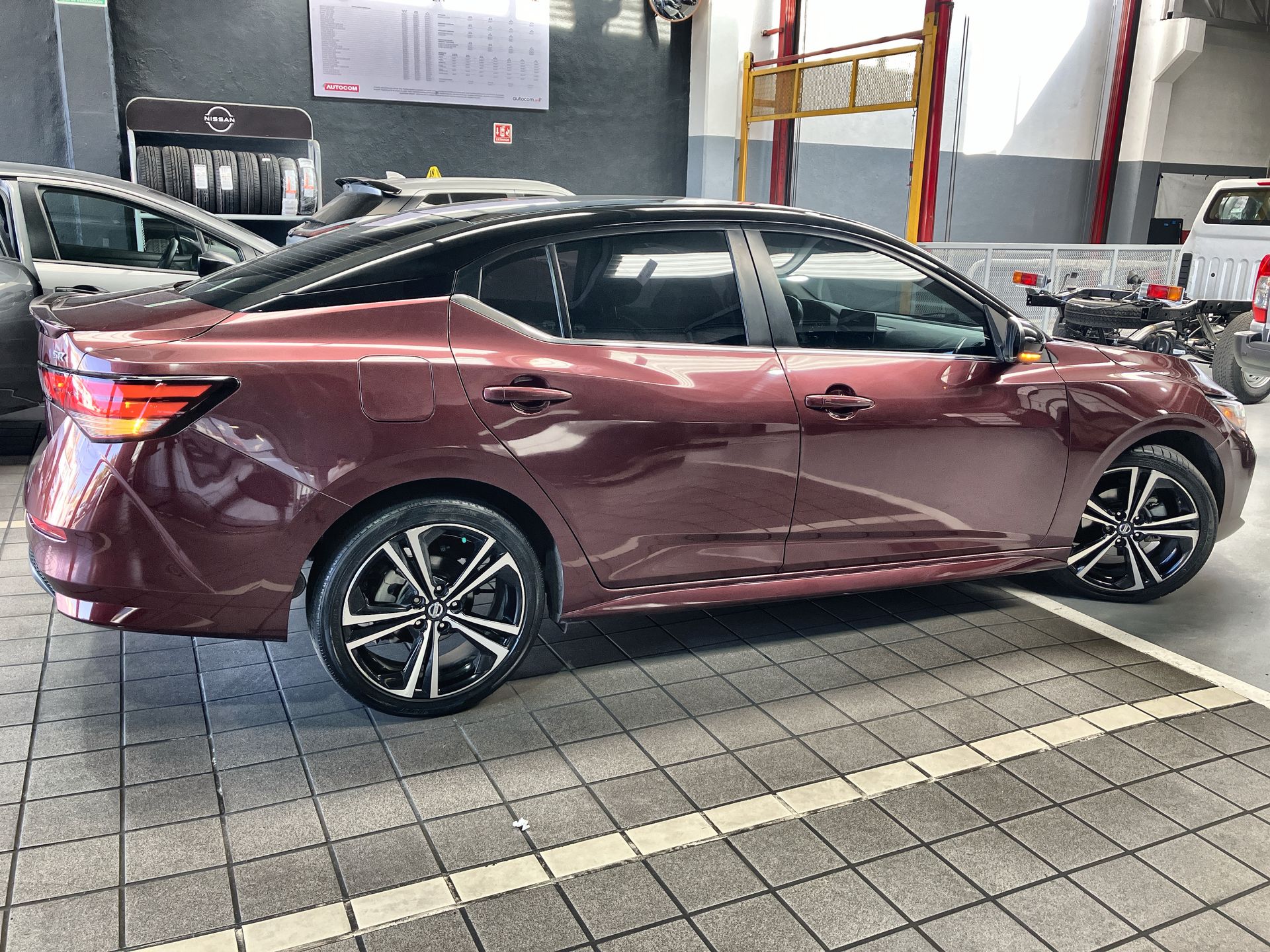 2023 Nissan SENTRA PLATINUM CVT 23