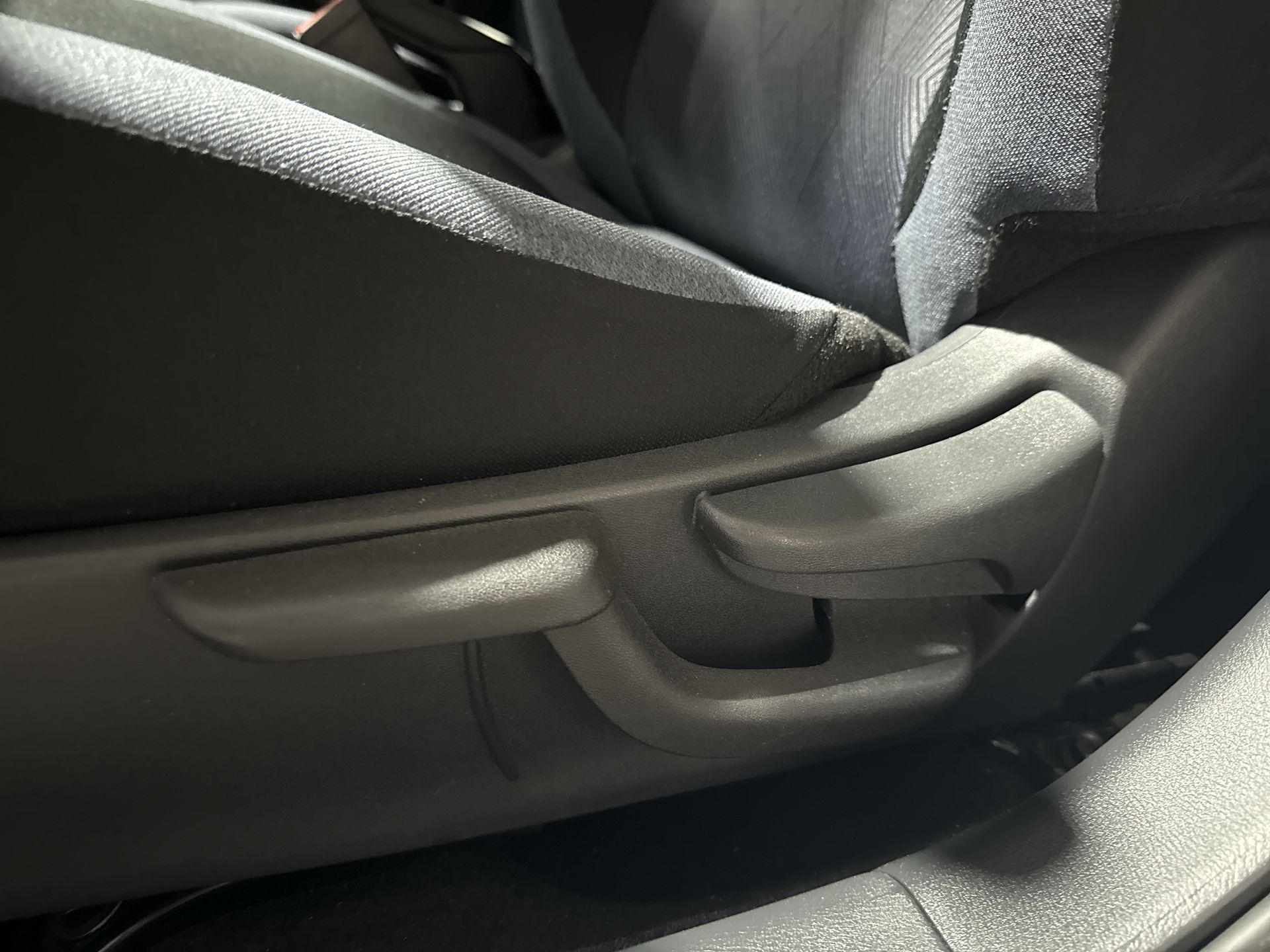 2024 Nissan VERSA ADVANCE CVT 24