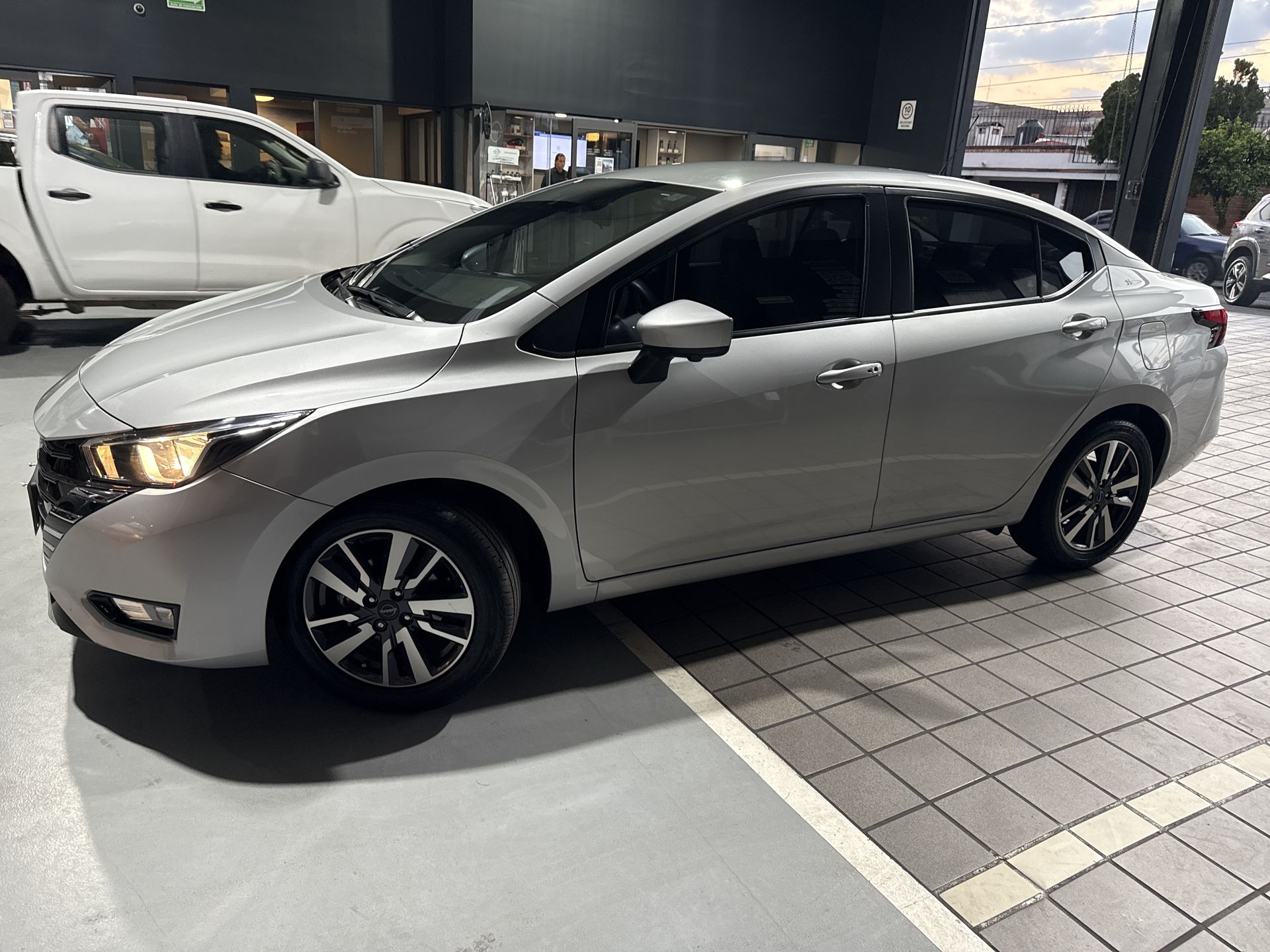 2024 Nissan VERSA ADVANCE CVT 24