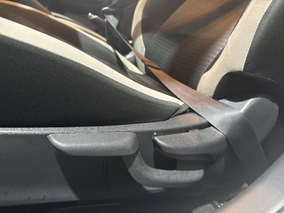 2020 Nissan VERSA ADVANCE MT